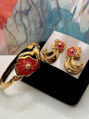 Avon Tropical Splendor Bracelet & Earrings Set 1991